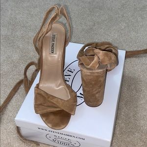 Steve Madden suede ankle tie heel